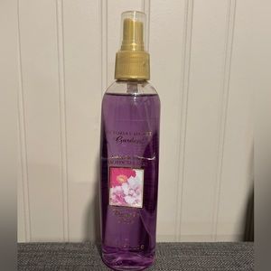 Victoria Secret Garden Pretty In Pink Body Splash Perfume